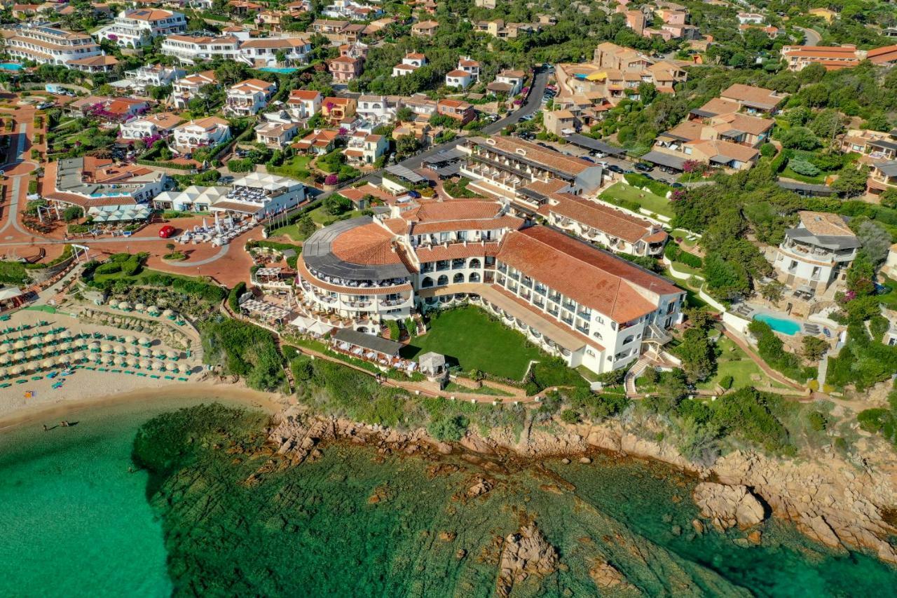 Club Hotel Baja Sardinia Exterior foto